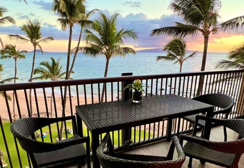 Best location in the Mana Kai Resort has breathtaking views on a spacious lanai.