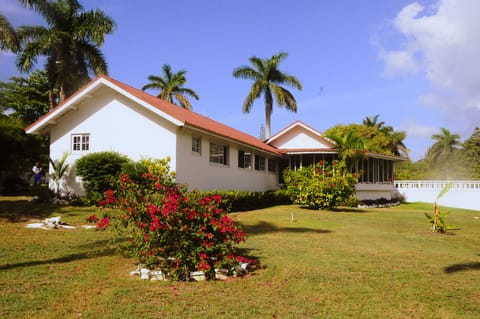 Patiently Waiting
Excellent gardens with  a verity of indigious fruits/flowers