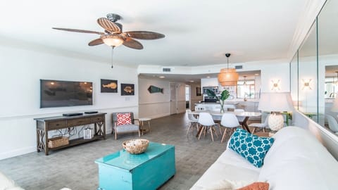 Phoenix X 1506 Living room