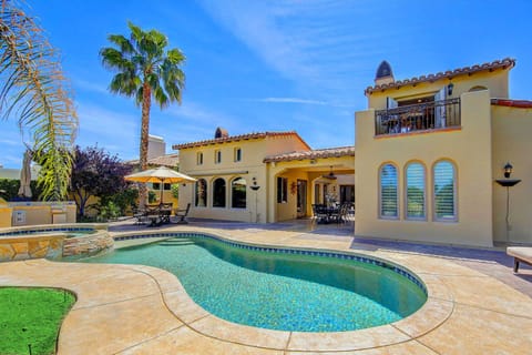 Located on the Greg Norman golf course in beautiful PGA West