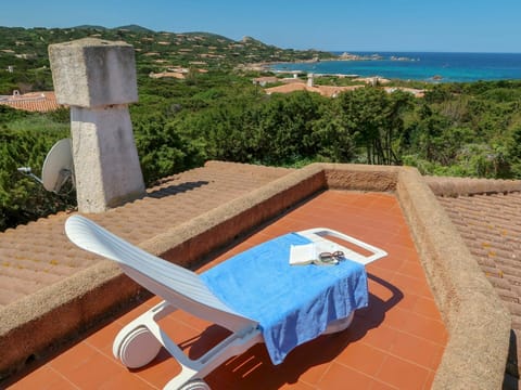 Property, Swimming Pool, Vacation, Table, House, Summer, Tree, Furniture, Villa, Sunlounger