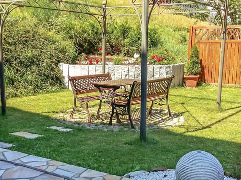 Plant, Property, Furniture, Chair, Outdoor Furniture, Botany, Tree, Table, Shade, Grass