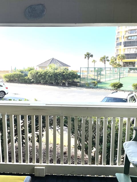Convenient parking and ocean view with only a few steps to the sand