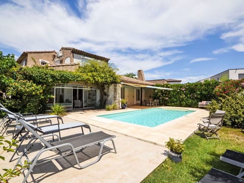Swimming Pool, Resort, Estate, Eco Hotel, Outdoor Furniture, Leisure, Hacienda, Villa, Shade, Umbrella