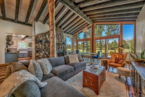 Bring your family to this gorgeous South Lake Tahoe home!