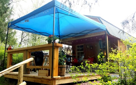 Bunkhouse and Deck