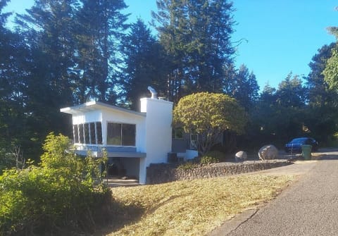 The row of windows looks over the Southern Oregon Coast