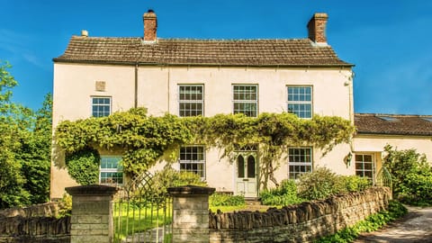 Cotswold House (Front view)