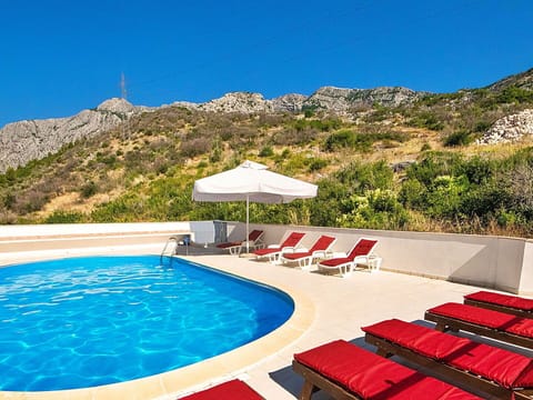 Water, Sky, Furniture, Property, Plant, Swimming Pool, Umbrella, Azure, Sunlounger, Blue