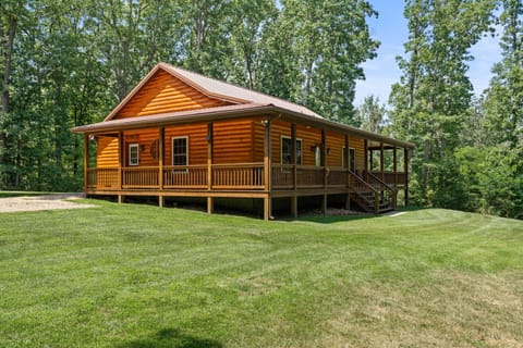 Welcome to the Barred Owl Lodge (1)