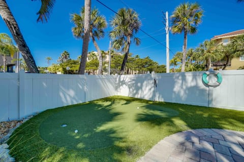 Backyard - Putt Putt Golf