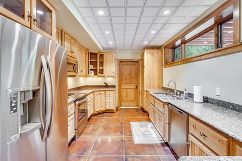 The second Kitchen for catering or when more than one family stays together.