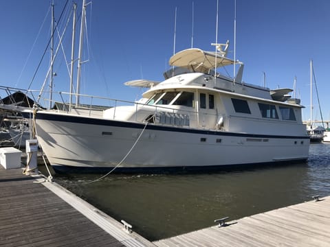 Motor Yacht Southern Comfort at the Dock