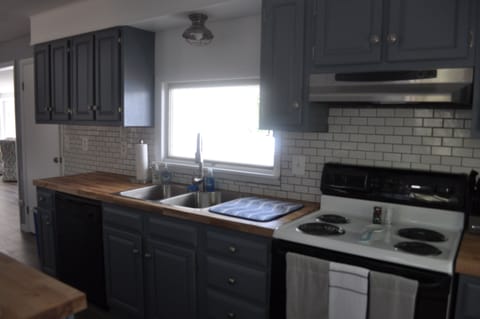 Main house kitchen #2