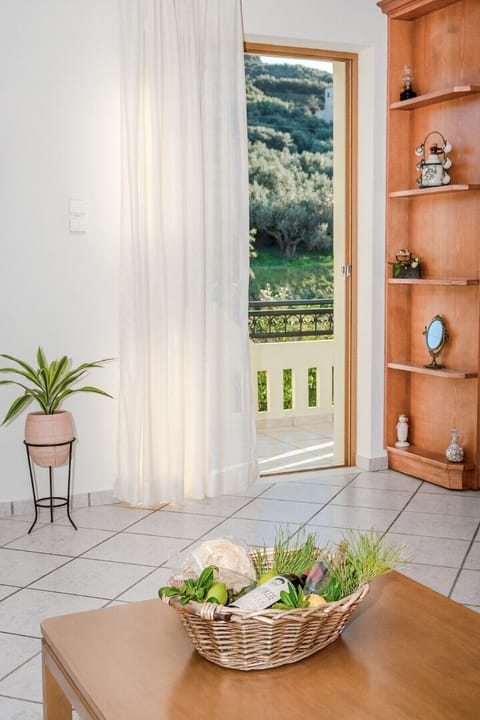 Rose Residence, luxury apartment-rooftop terrace with panoramic sea views Apartment in Kissamos