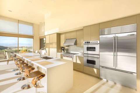 Large modern kitchen