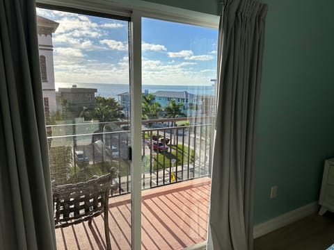 Great views from the 2 walkout balconies