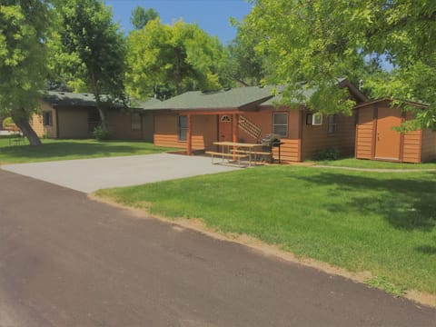2 bedroom cottage