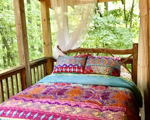 Sleeping porch, screened 
