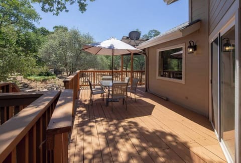 Open deck dining area