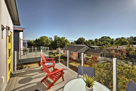 Missoula Vacation Rental | 2BR | 1.5BA | 848 Sq Ft | Stairs Required