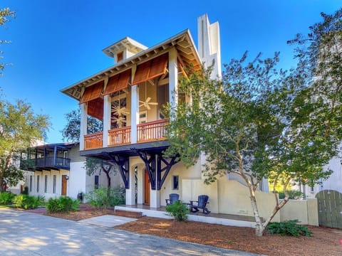 Front View of the Home Additional Parking