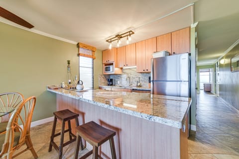 Kitchen | Cooking Basics | Coffee Maker | Paper Towels/Trash Bags Provided