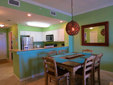 Dining Area/Kitchen