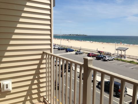 Ocean front condo in the heart of Hampton Beach