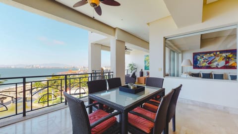 Condo - Image 2