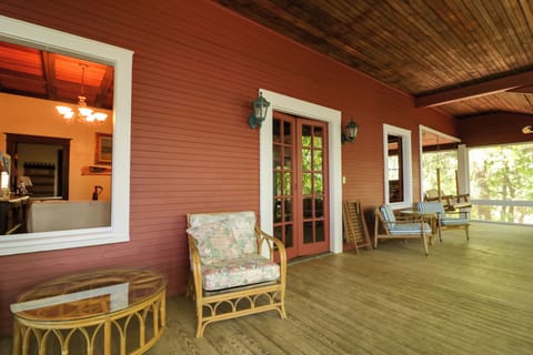 Screened Porch
