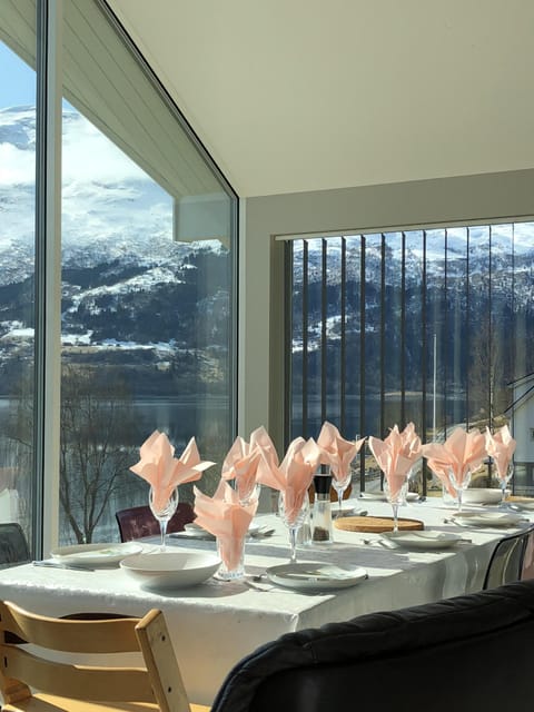 Welcome to Solvik! Our kichen with good seating for 10 persons.