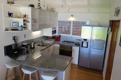 Ice Maker, Dish drawers, Nespresso