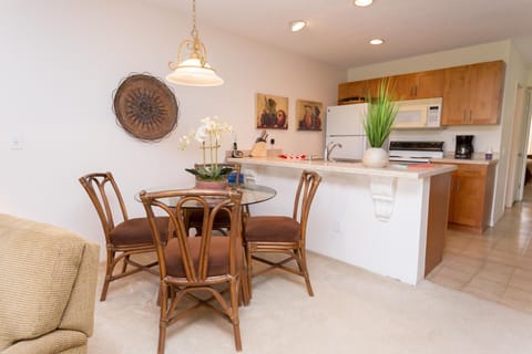 Dining Area - Dining Area