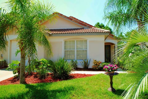 Villa Tropicana: Have fun in your private, tropical vacation home