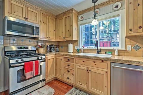 Kitchen | Drip Coffee Maker