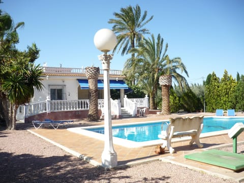 LUXURY VILLA WITH POOL