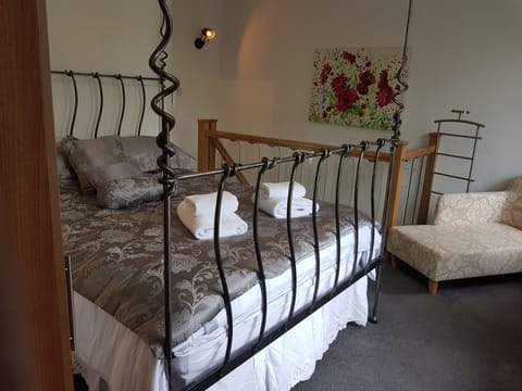 Master Bedroom
Four Posted Bed