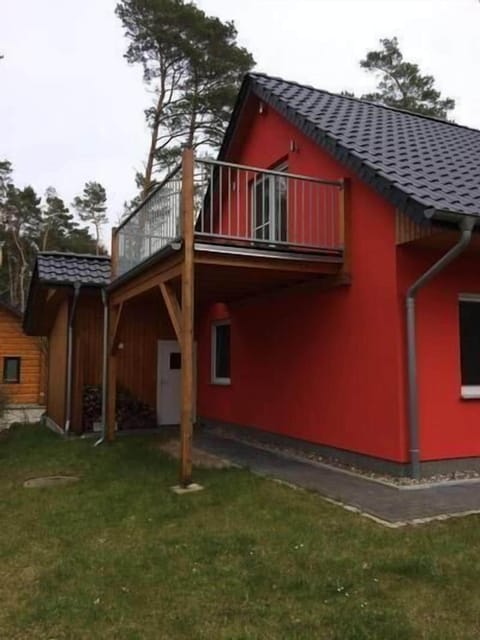 External view of the building. Picture 3