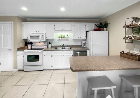 Inlet Dunes 201 | Kitchen & Dining Area