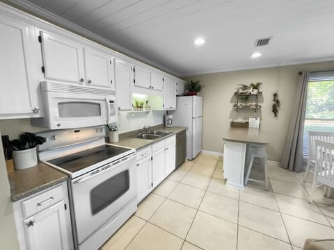 Inlet Dunes 201 | Kitchen Area