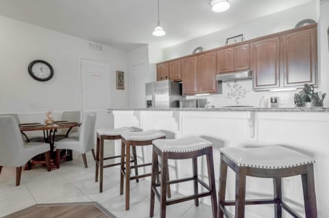 Dining-Kithenseating