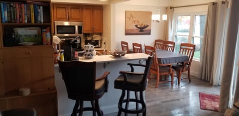 breakfast bar with pub chairs
