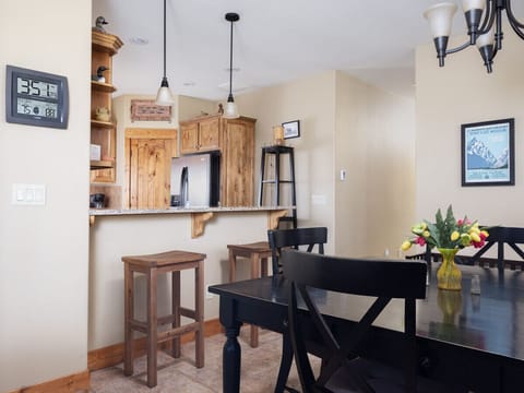 Dining area with bar seating