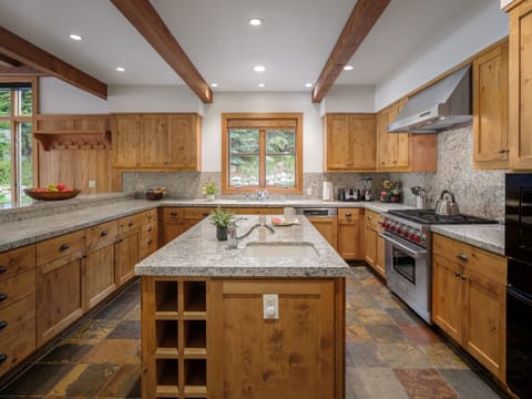 Fully Stocked Kitchen