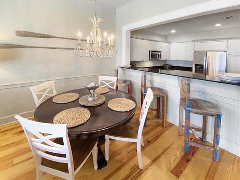 Dining table with seating for 4