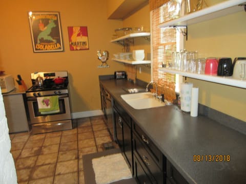 Large Kitchen with all you need to cook