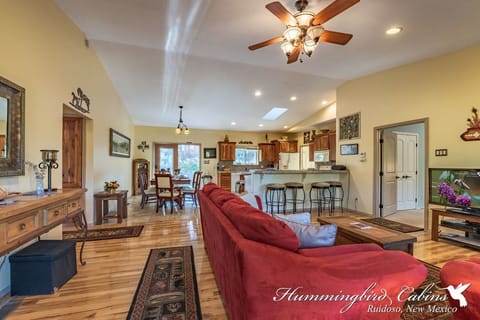 Living room Dining room kitchen