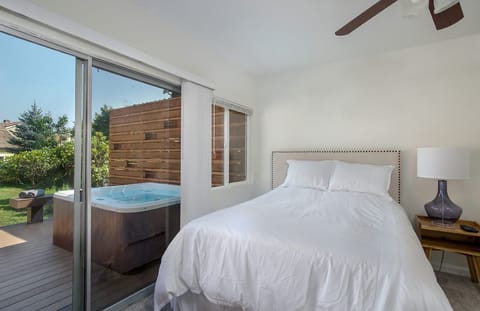 Sleeping Area with Private Hot Tub