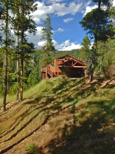 Experience true mountain living!
